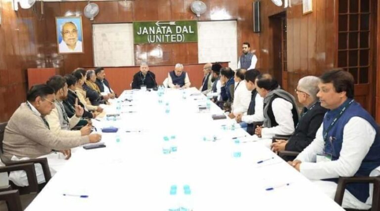 ललन सिंह ने जेडीयू अध्यक्ष पद से दिया इस्तीफा, नीतीश कुमार खुद संभालेंगे लोकसभा चुनाव की कमान