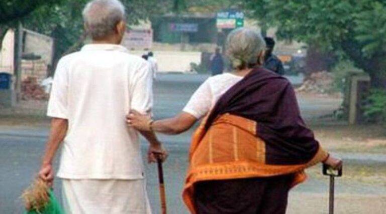 संपत्ति लेने के बाद बेटे को माता-पिता को हर महीने देनी होगी सैलरी, पटना हाईकोर्ट ने दिया ऐतिहासिक फैसला