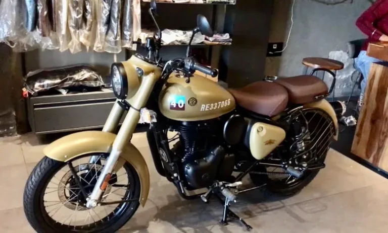 Royal Enfield Classic 350 बाइक युवाओं के दिल की धड़कन बनकर आई, 42kmpl माइलेज के साथ मिलेंगे ब्रांडेड फीचर्स